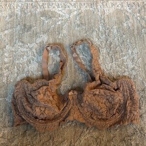 Aerie Lace Underwire Bra in Brown